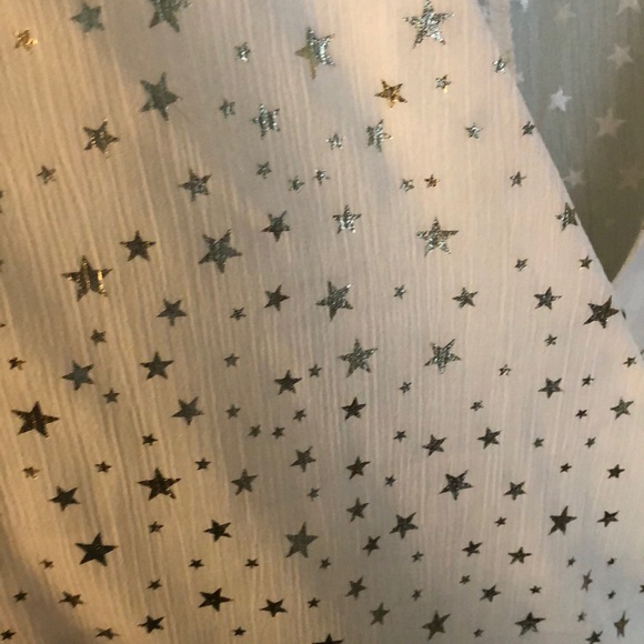 NWOT Vici Dolls Metallic Star V-Neck Blouse - Picture 2 of 4